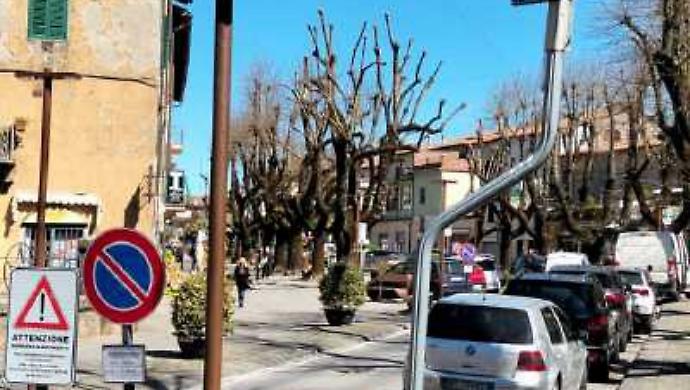 Ztl, confronto ad Abbadia San Salvatore