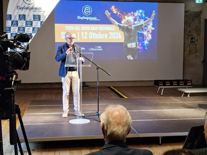Simone Bezzini al raduno regionale Anap