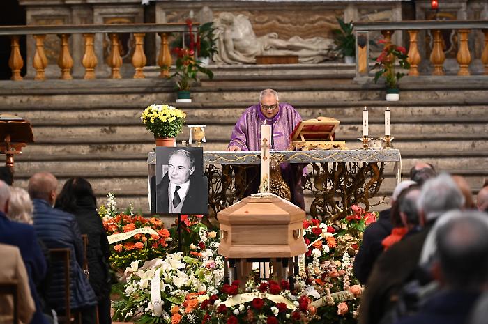 funerali di Alberto Monaci