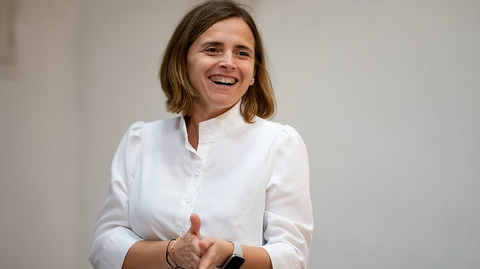 Rossana Salluce