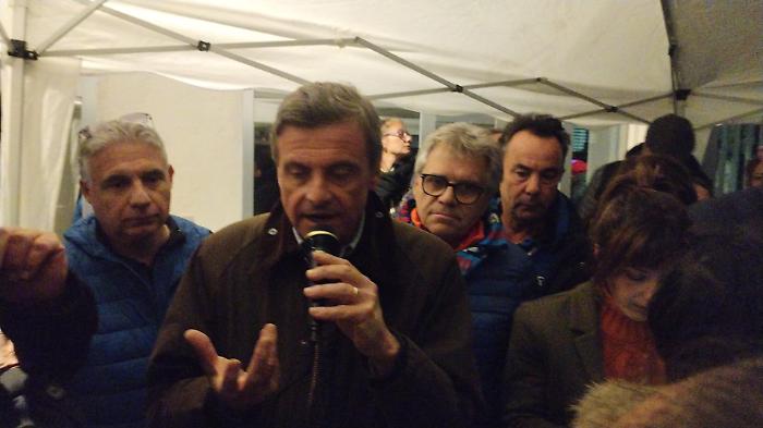 Carlo Calenda da Beko