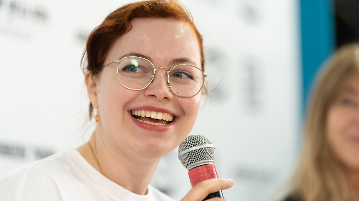 Lorenzo Jovanotti a Belve, chi &egrave; la figlia Teresa: dalla battaglia contro il tumore alla passione per i fumetti