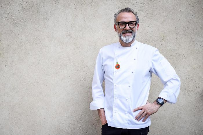 Massimo Bottura, i piatti più iconici dello chef tristellato: la Top 10