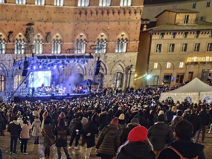capodanno piazza del campo 2025