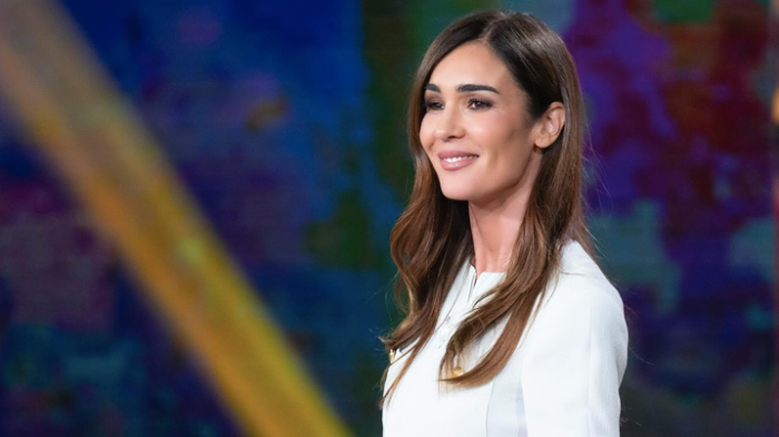 Verissimo - Le storie oggi in tv domenica 5 gennaio su Canale 5: le interviste dell'appuntamento di oggi