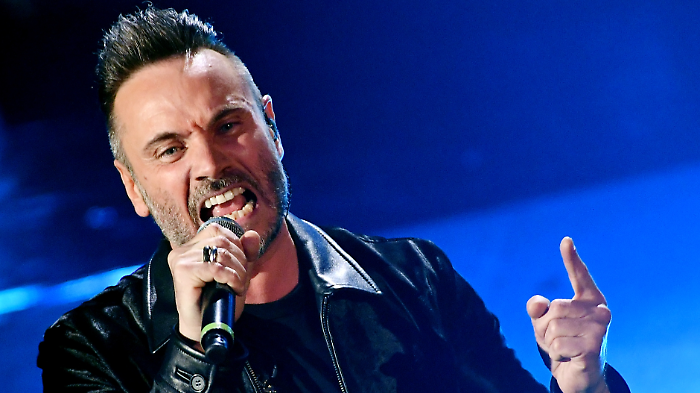 Nek ospite oggi in tv da Caterina Balivo a La Volta Buona su Rai 1: ecco il nuovo programma e il rapporto con Bianca Guaccero 