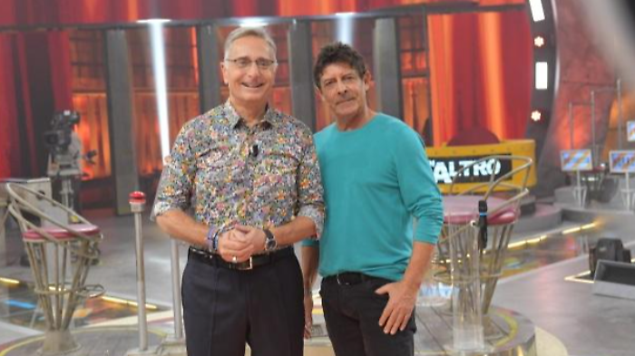 Avanti un altro! stasera in tv luned&igrave; 20 gennaio su Canale 5: al via la nuova edizione del game show di Paolo Bonolis e Luca Laurenti 