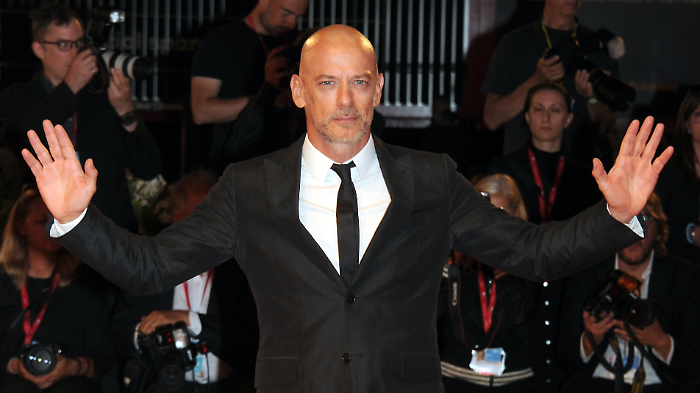 Filippo Nigro, ospite stasera in tv su Rai 3 da&nbsp;Geppi Cucciari&nbsp;a&nbsp;Splendida cornice, gioved&igrave; 23 gennaio: chi &egrave; la moglie dell'attore, Gina Gardini