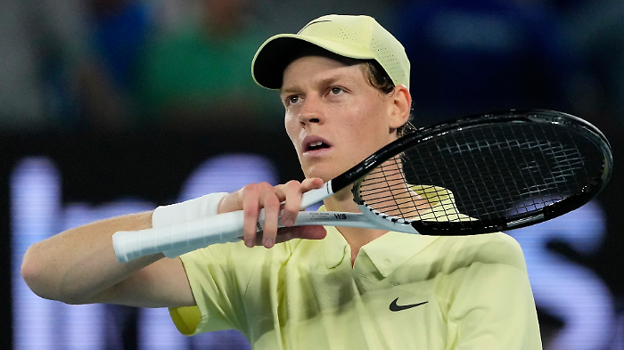 Jannik Sinner  batte Shelton e vola in finale degli Australian Open contro Zverev: ecco i precedenti con il tedesco 