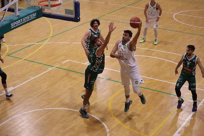 Basket, è febbre da derby Mens Sana-Costone