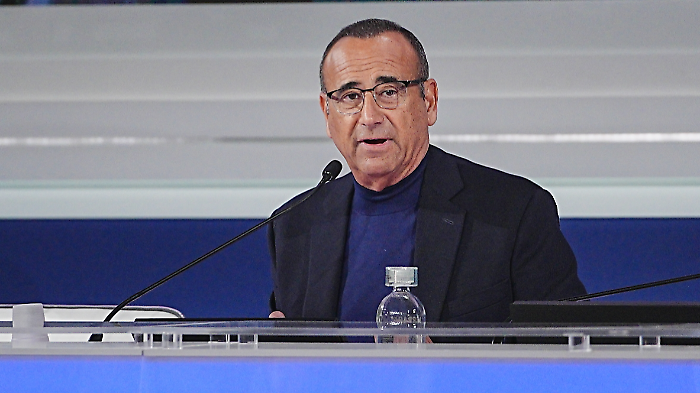 Sanremo 2025, ecco la scaletta dei 14 cantanti in gara e degli ospiti della serata: scopri tutto il programma e gli orari di esibizione