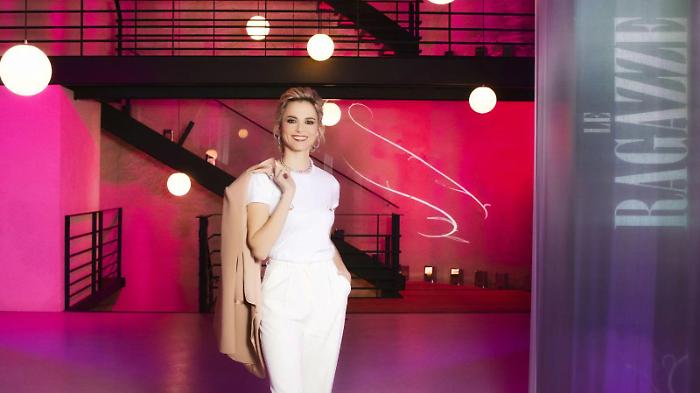 Le ragazze stasera in tv marted&igrave; 18 febbraio su Rai 3: le storie di donne del programma di Francesca Fialdini