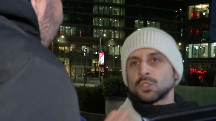 Nuovo capitolo dello scontro tra Giacomo Freddi e Fuori dal coro: il guru scappa ancora, "non mi presto pi&ugrave; a questo circo mediatico"