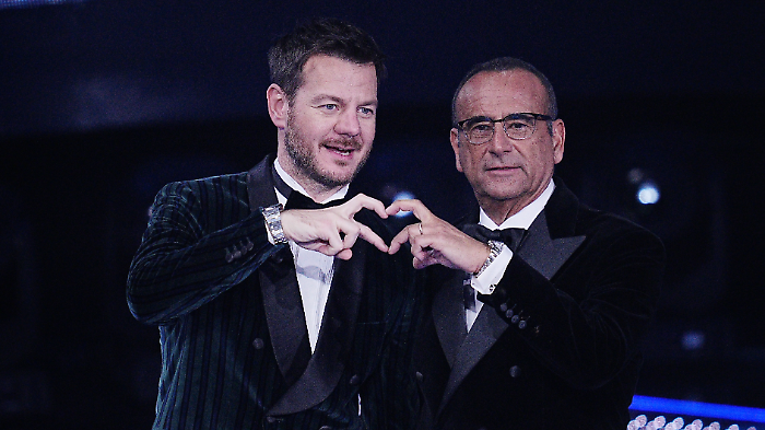 Sanremo 2026, chi condurr&agrave; il prossimo festival: cosa aspettarci dalla 76esima edizione della kermesse secondo i bookmaker