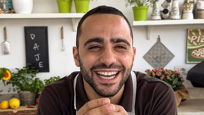 Chef Ruben ospite di Silvia Toffanin a Verissimo, chi &egrave;: dai video dal balcone durante la pandemia al successo nazionale 