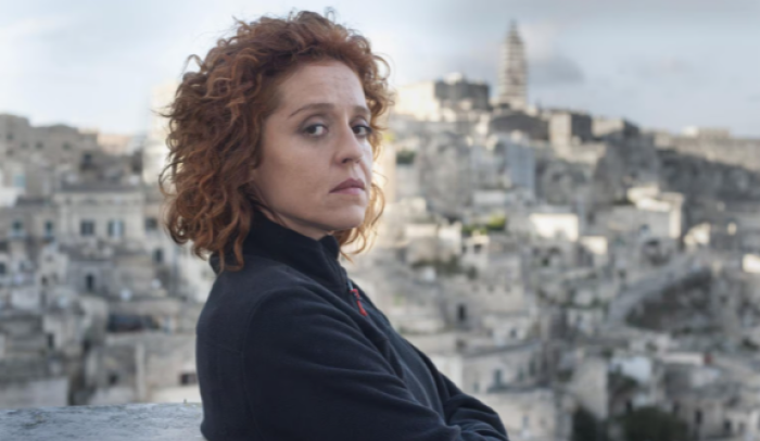 Imma Tataranni - Sostituto procuratore&nbsp;stasera in tv domenica 2 marzo su Rai 1: la notte con Calogiuri sconvolge le idee dell'esuberante investigatrice