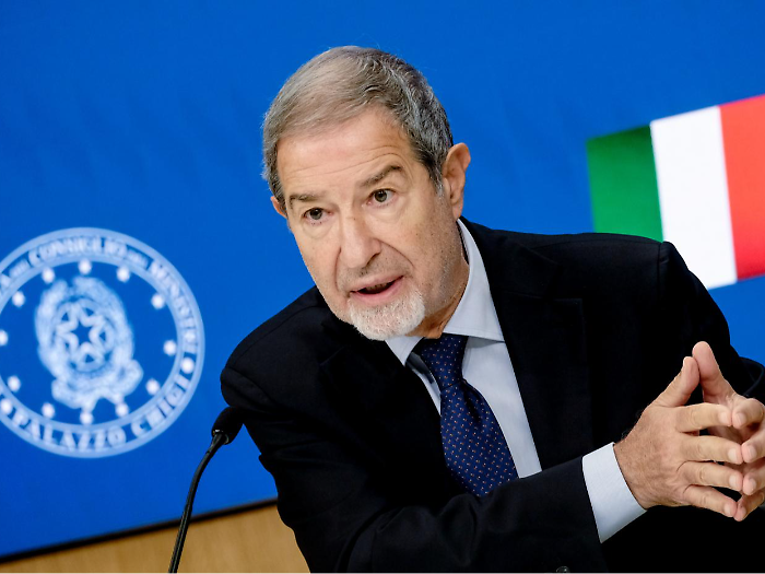 Il ministro Nello Musumeci al Corriere dell'Umbria: "Nasce il Codice della ricostruzione, tempi certi e procedure veloci"