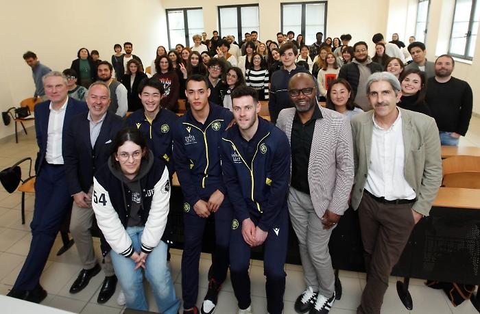 Emma Villas Siena all'Università per stranieri