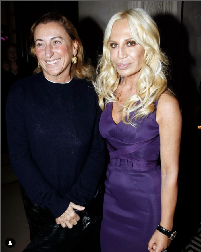 Prada acquista Versace: l'accordo da 1,25 miliardi di euro