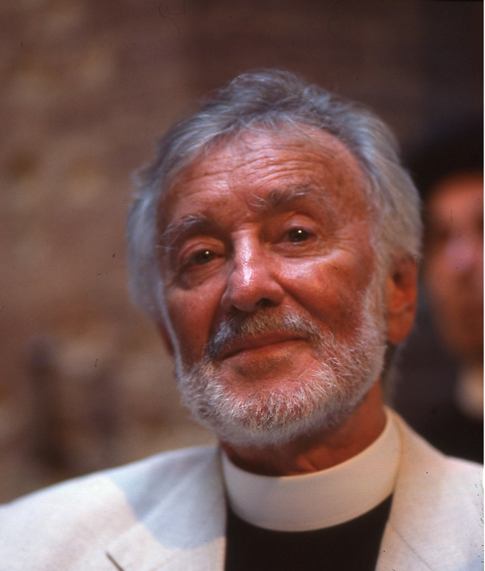padre giuliani autore del palio luglio 2001