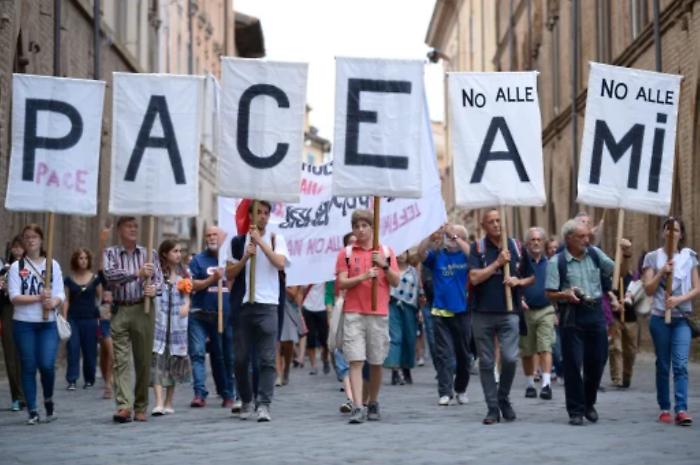 manifestazione pace ai