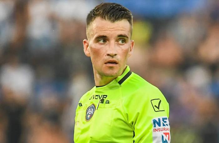 L'arbitro senese Valerio Crezzini