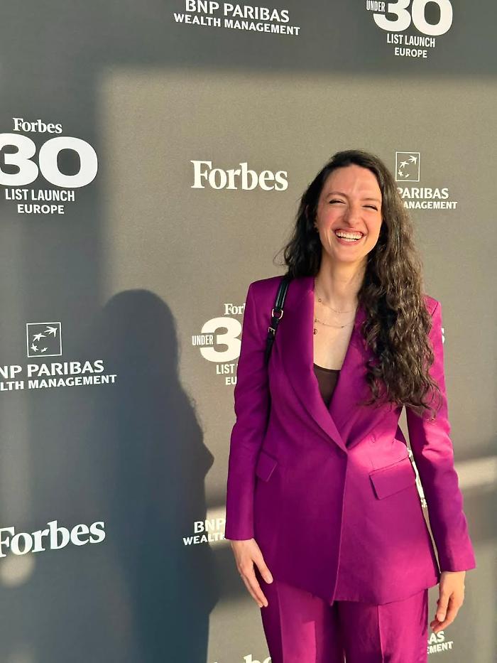 L’odontoiatra Marruganti premiata a Parigi da Forbes: “Noi under 30 una risorsa”