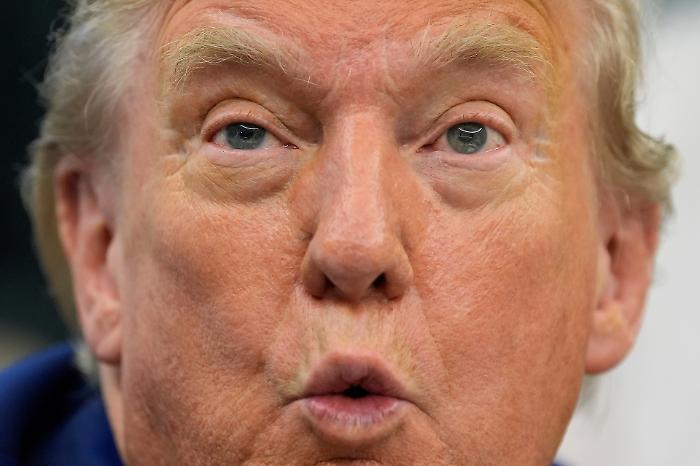 Traballando col futuro in bilico 