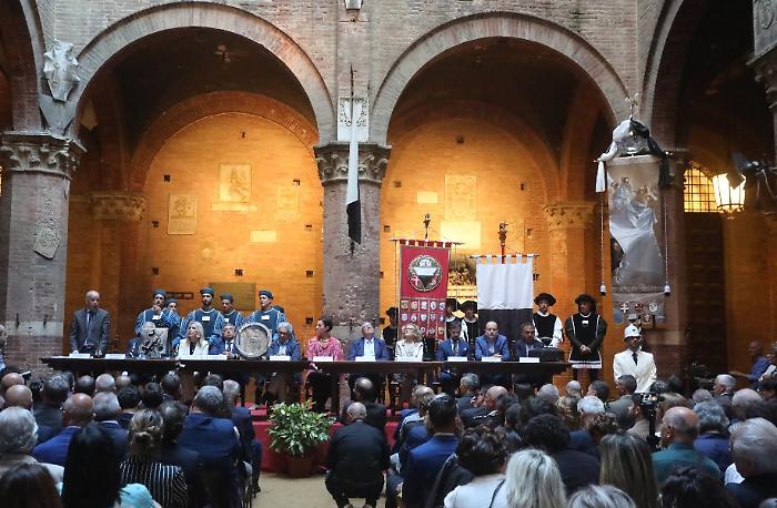 presentazione del drappellone