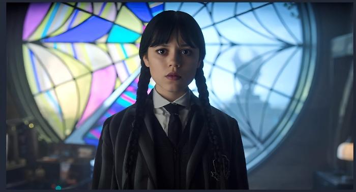 JENNA ortega mercoledì