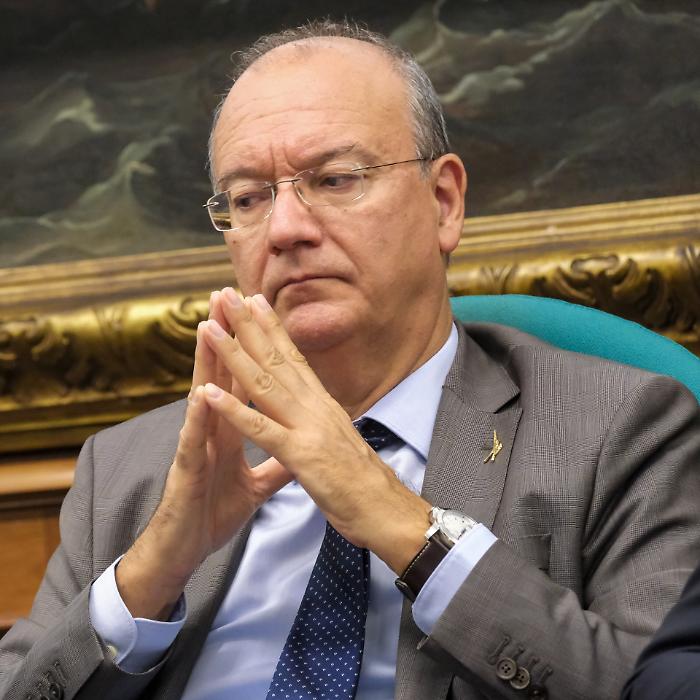 L'esibizionismo a scuola si paga l'anno successivo