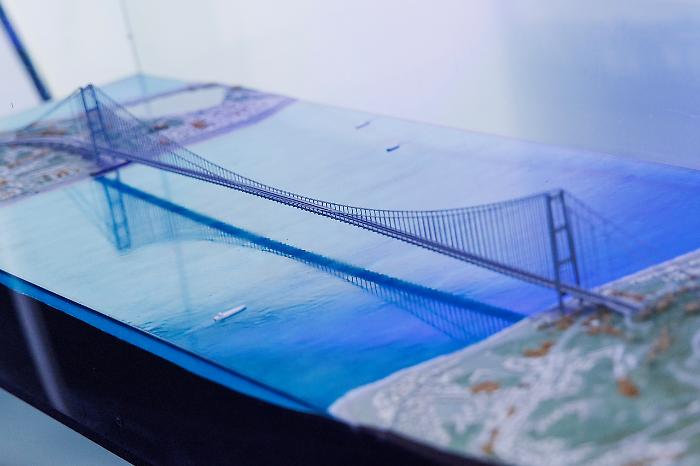 Il Ponte sullo Stretto e il Corriere che &egrave; suddito solo dei suoi lettori