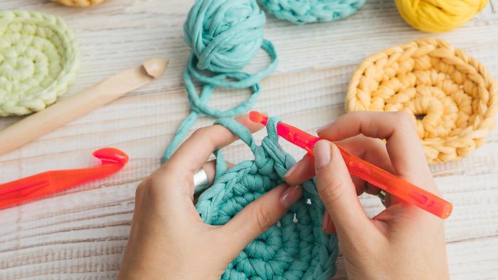 Come realizzare borse all&rsquo;uncinetto: dai punti base alla prima creazione