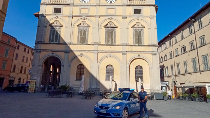 Rissa in piazza: identificati e denunciati quattro uomini