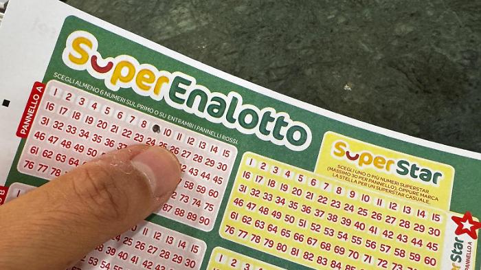 Lotto e Superenalotto, le estrazioni di oggi