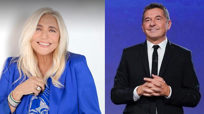 Teo Mammucari e la frecciatina a Canale 5: "Mara ora ti chiamer&ograve; Samira, anzi Samara"