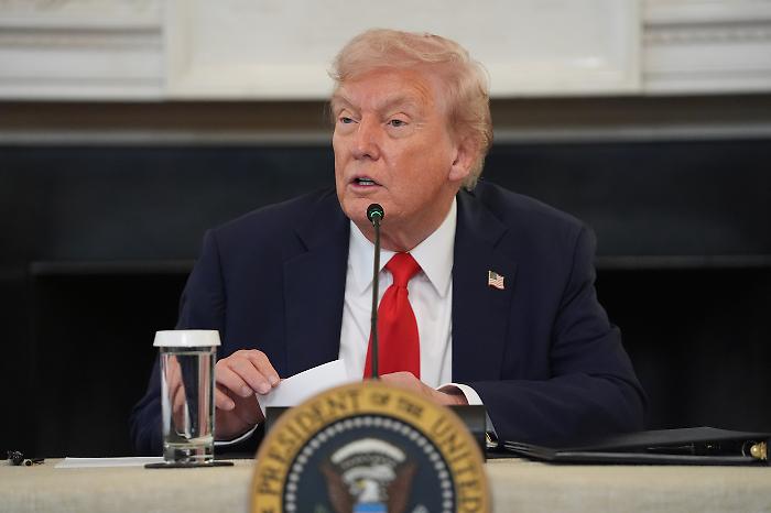 Gaza, raggiunto l'accordo di pace. Trump: "Oggi &egrave; un grande giorno". Netanyahu: "Ostaggi presto liberi"