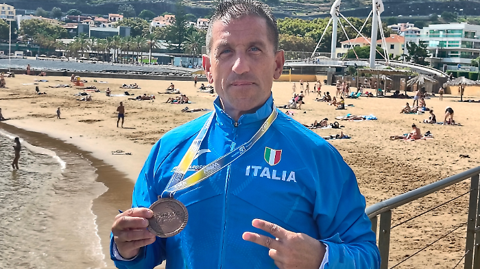 Gianni Siragusa vince la medaglia di bronzo a squadre agli Europei di marcia di Madeira
