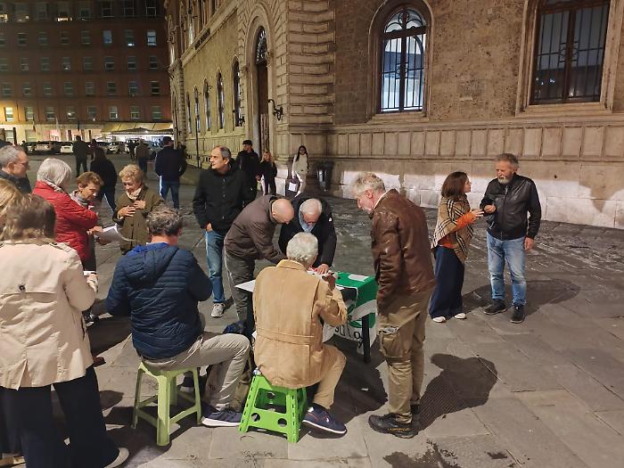 Raccolta firme eolico