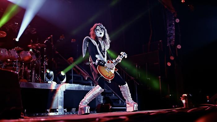 ace frehley kiss fatto con Ia