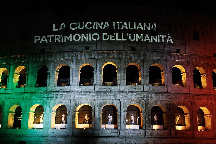 Cucina italiana patrimonio Unesco, ricordiamoci che &egrave; a tavola il vero piacere della tavola