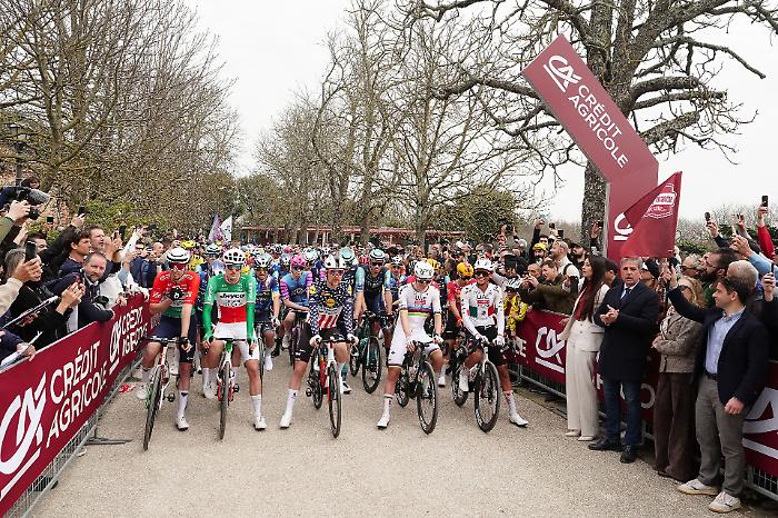 Strade Bianche al via