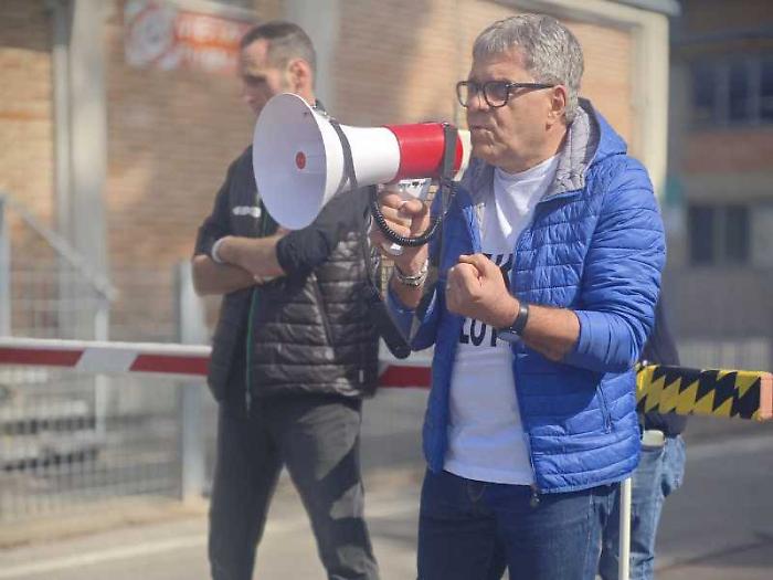 Beko lavoratori e sindacati