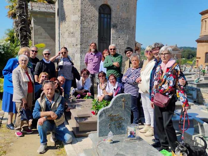 L'omaggio al Laterino al professor Bari
