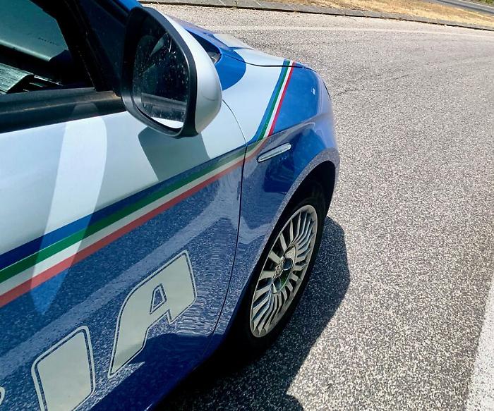 Una parola di troppo e scatta la rissa: uomo all'ospedale dopo un pugno