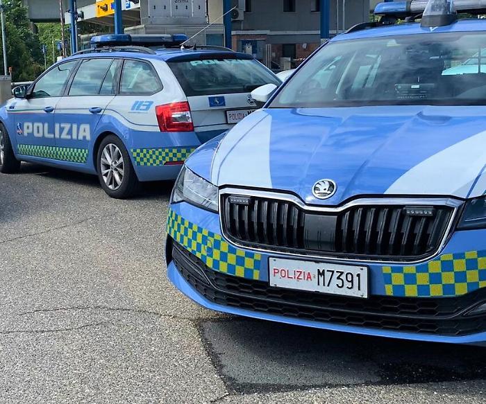Castelnuovo Berardenga, Un etto droga  mutande arrestato dopo controllo Siena-Bettolle