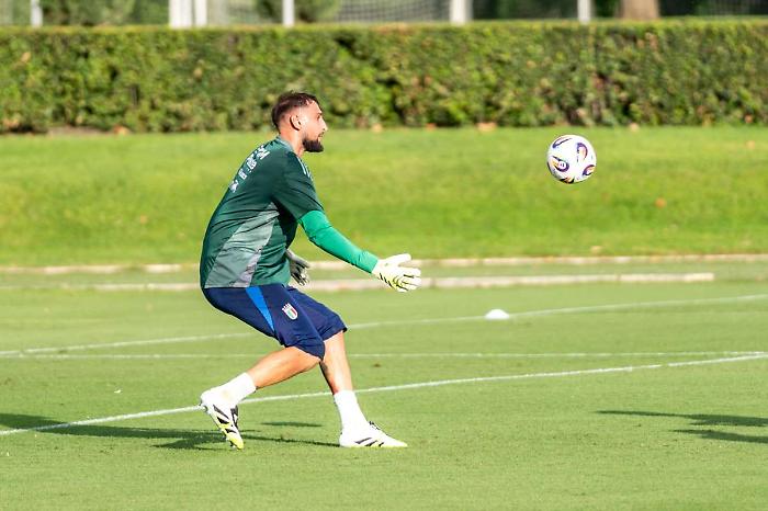 Donnarumma "Daremo tutto per riportare l'Italia ai Mondiali"