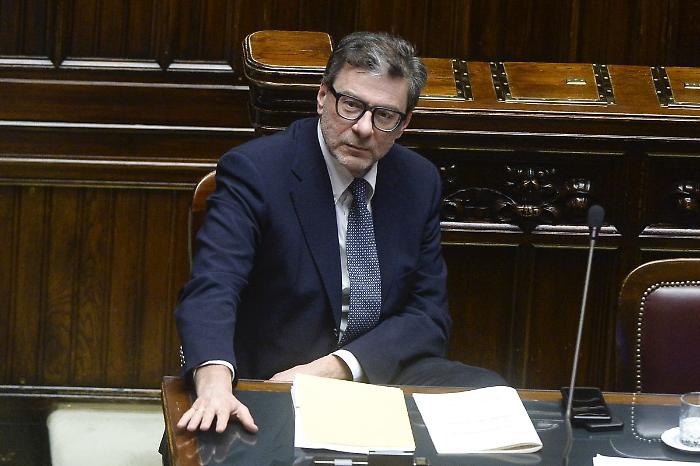 Manovra, Giorgetti "Sostenibilità e rispetto regole ue per stabilità economica"