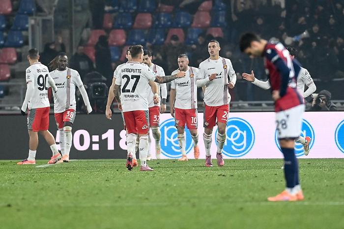 Vardy-show, colpo Cremonese al "Dall'Ara" e Bologna al tappeto