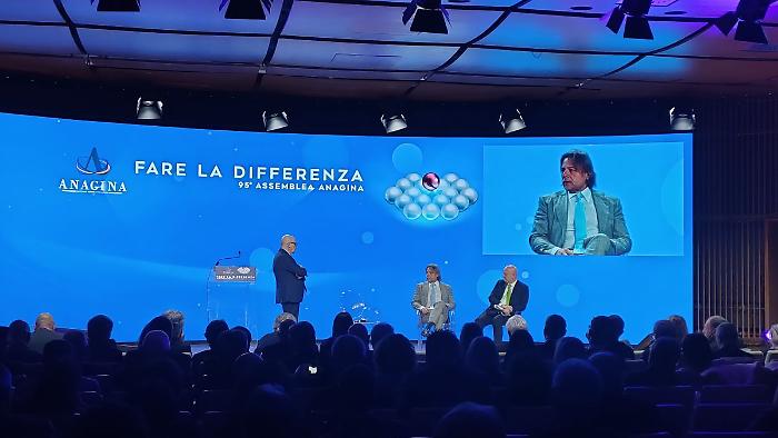 Assicurazioni, Anagina punta su IA e nuove polizze contro i rischi climatici